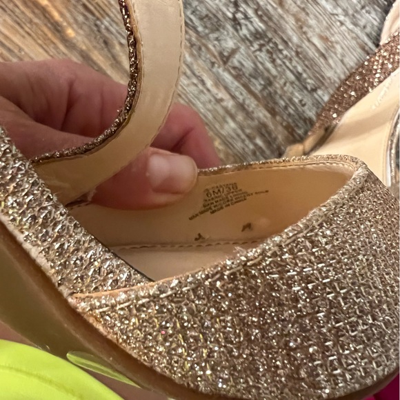 Jessica Simpson Stiletto - Picture 11 of 13